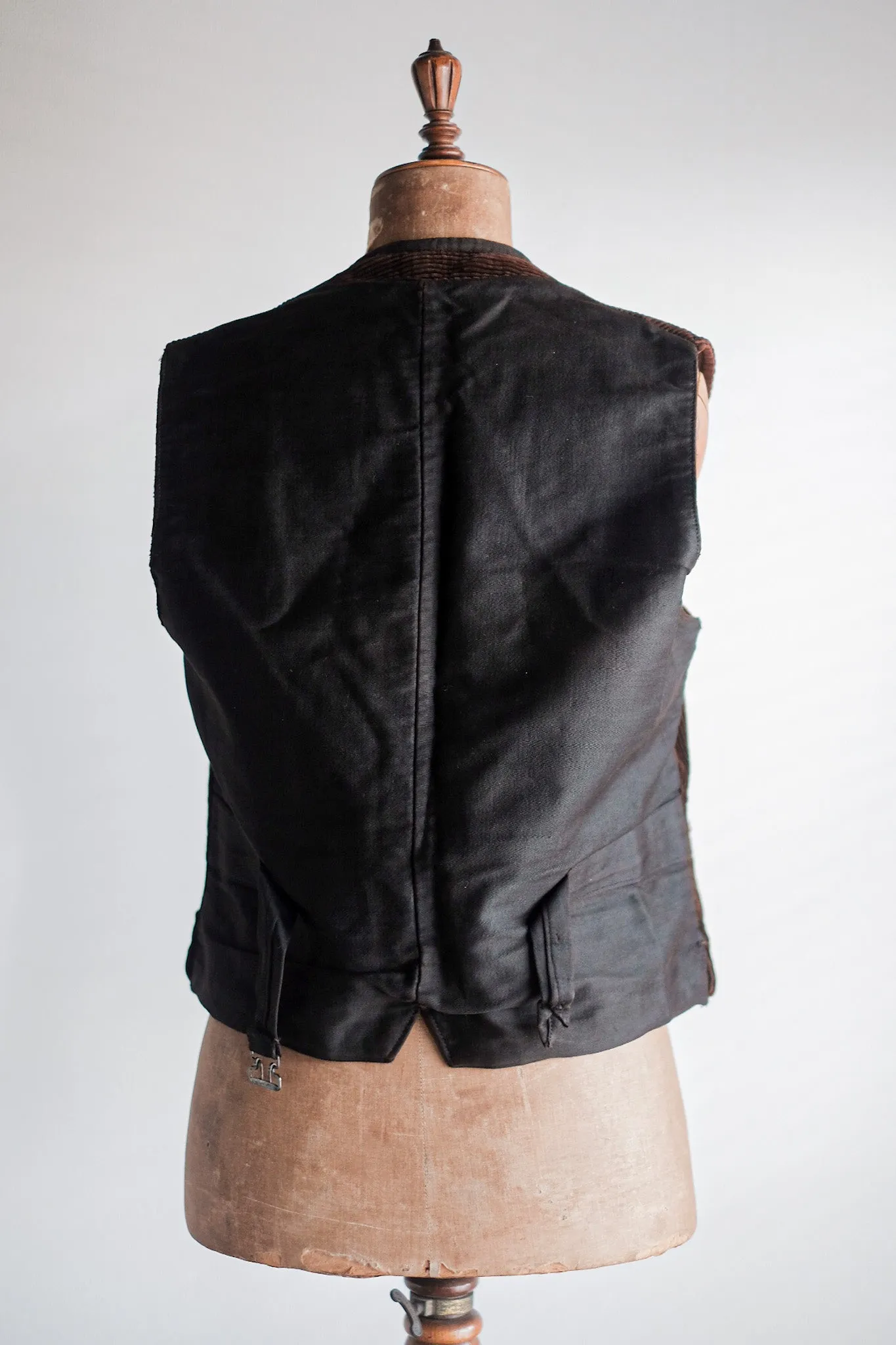 [~ 40's] French vintage brun en velours côtelé gilet