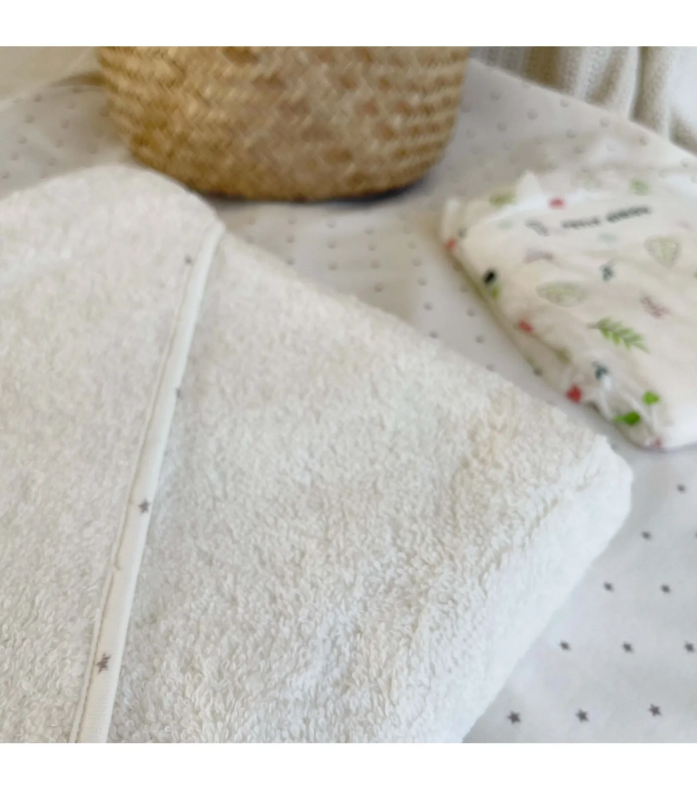 Cape de bain bébé 100% éponge bio