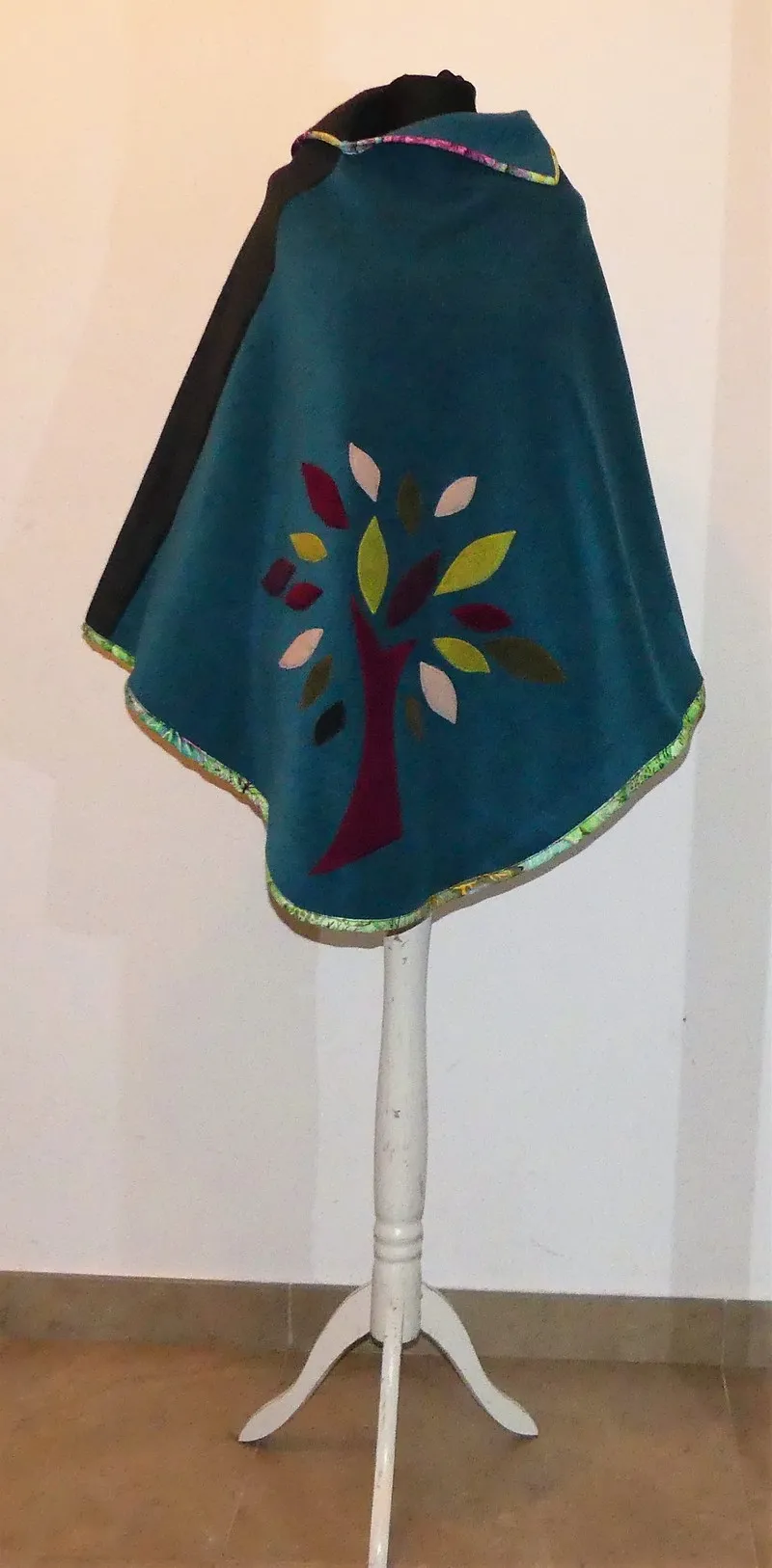 Poncho arrondi en polaire velours sea blue et anthracite